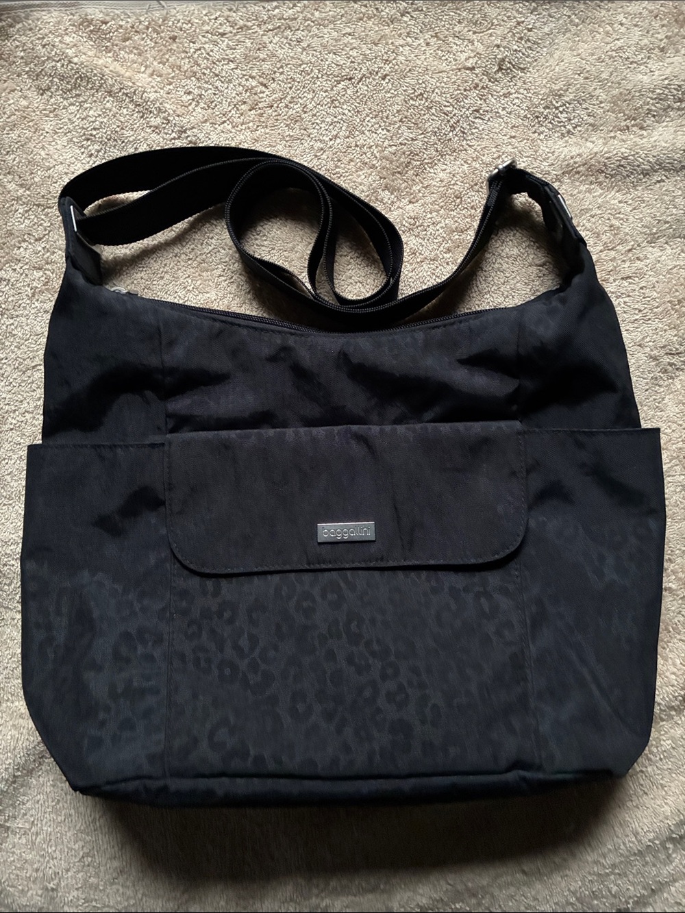 Baggallini Black Leopard-Print Crossbody Shoulder Bag